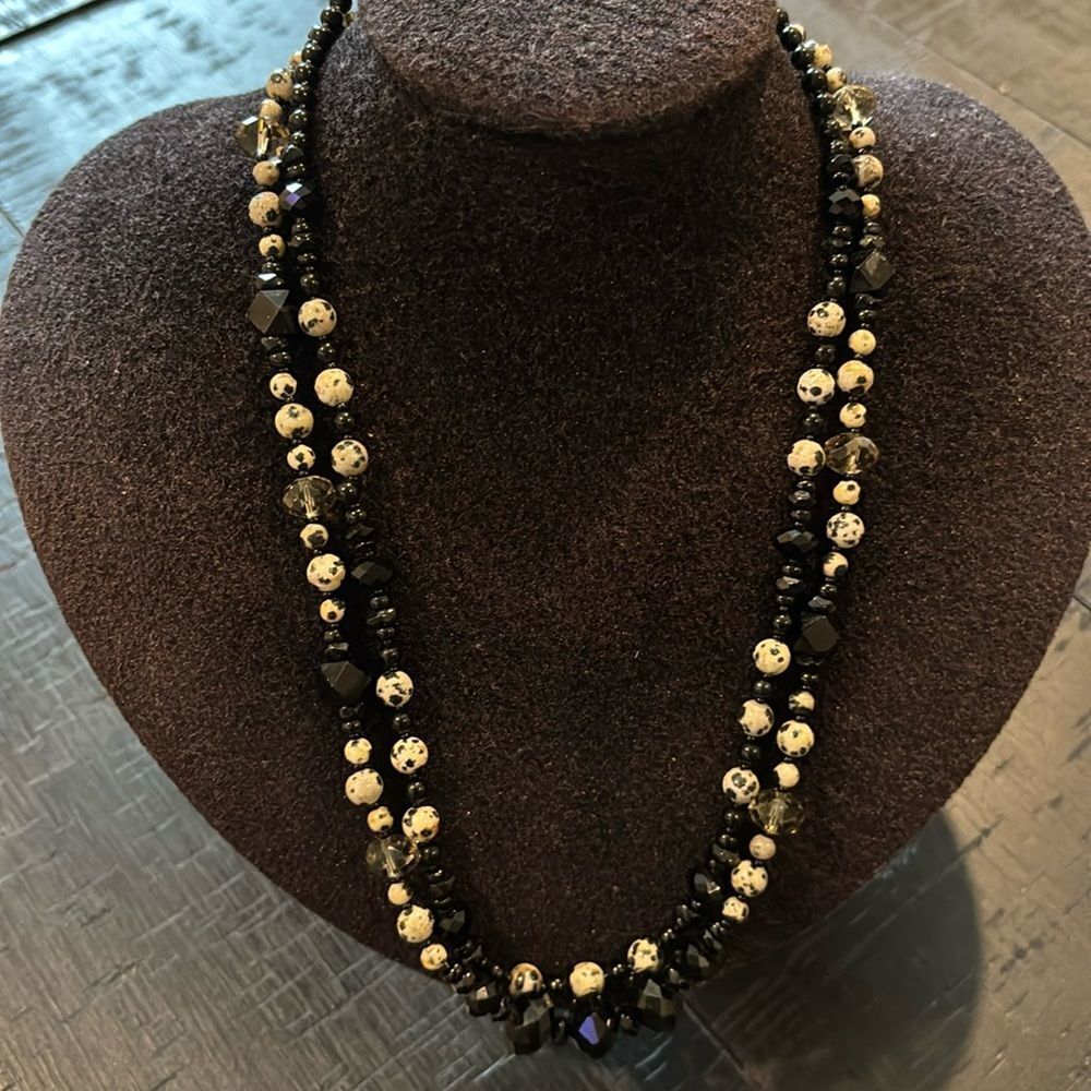 Vintage Dalmation Jasper Black Bead Multi Strand Toggle Necklace​